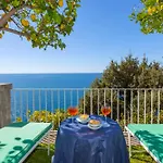 La Maliosa D' Arienzo Bed and Breakfast 3*