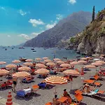 La Maliosa D' Arienzo Bed and Breakfast 3*