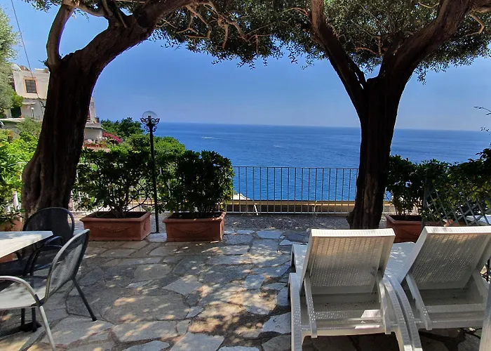 La Maliosa D' Arienzo Bed & Breakfast 3*