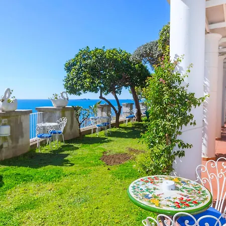 Oda ve Kahvaltı La Maliosa 3*