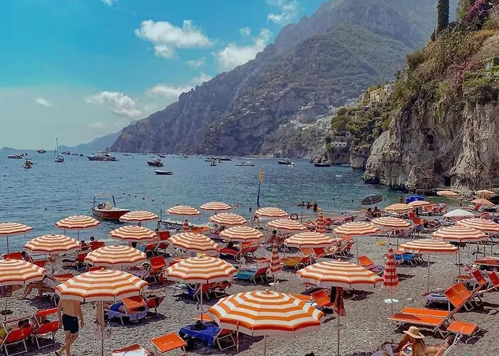 La Maliosa D' Arienzo Oda ve Kahvaltı 3*